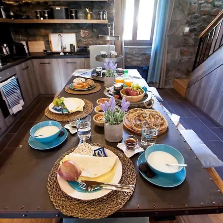 Dandy Palios Agios Athanasios - Attic - Fireplace - Village Square Σαλέ Παλαιός Άγιος Αθανάσιος