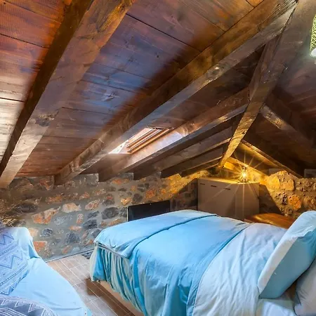 Dandy Palios Agios Athanasios - Attic - Fireplace - Village Square Σαλέ *