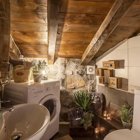 Σαλέ Dandy Palios Agios Athanasios - Attic - Fireplace - Village Square Παλαιός Άγιος Αθανάσιος