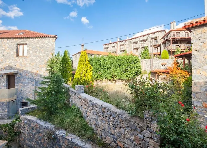 Dandy Palios Agios Athanasios - Attic - Fireplace - Village Square * Paleósz Ájosz Athanásziosz